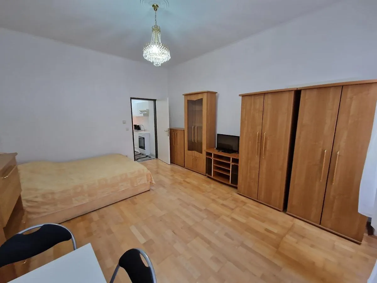 Central City Apartment Bécs